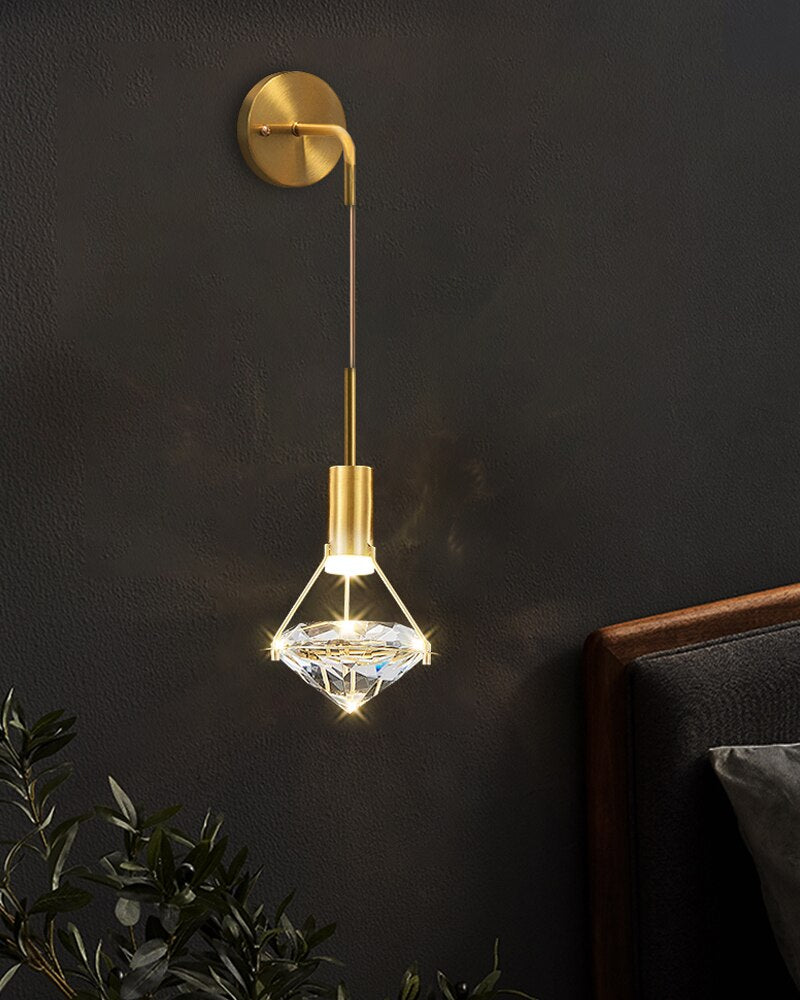 Brilliant cut wall lamp - Creating Coziness