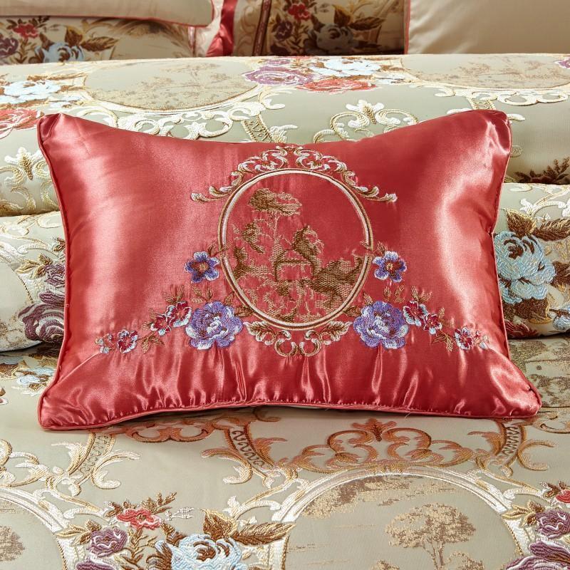 Gazaneya Oriental Jacquard Luxury Duvet Cover Set - Creating Coziness